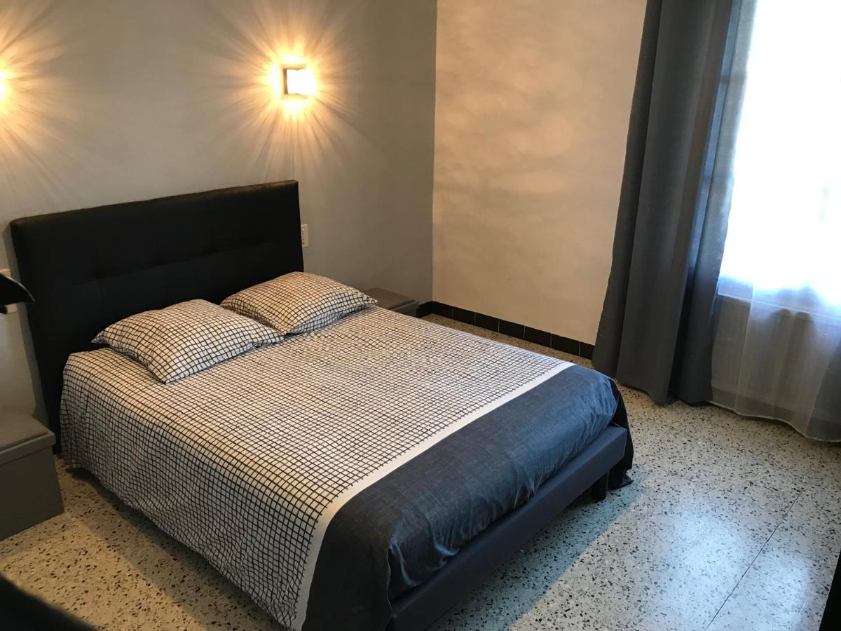 Appartement Tout Confort Avec Parking Ferme Arles Exterior foto