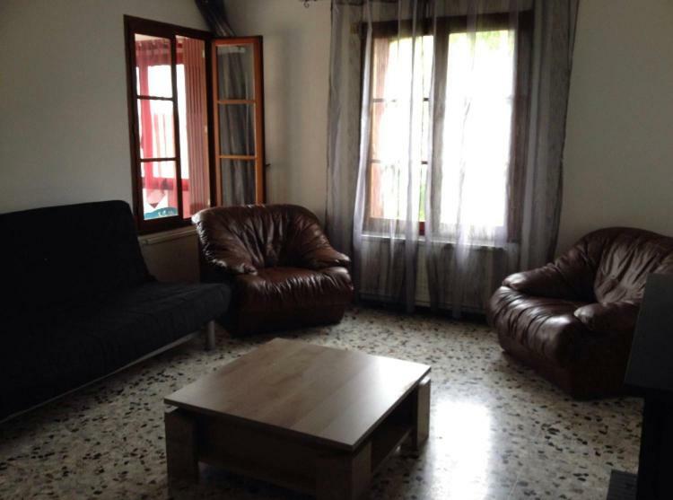 Appartement Tout Confort Avec Parking Ferme Arles Exterior foto